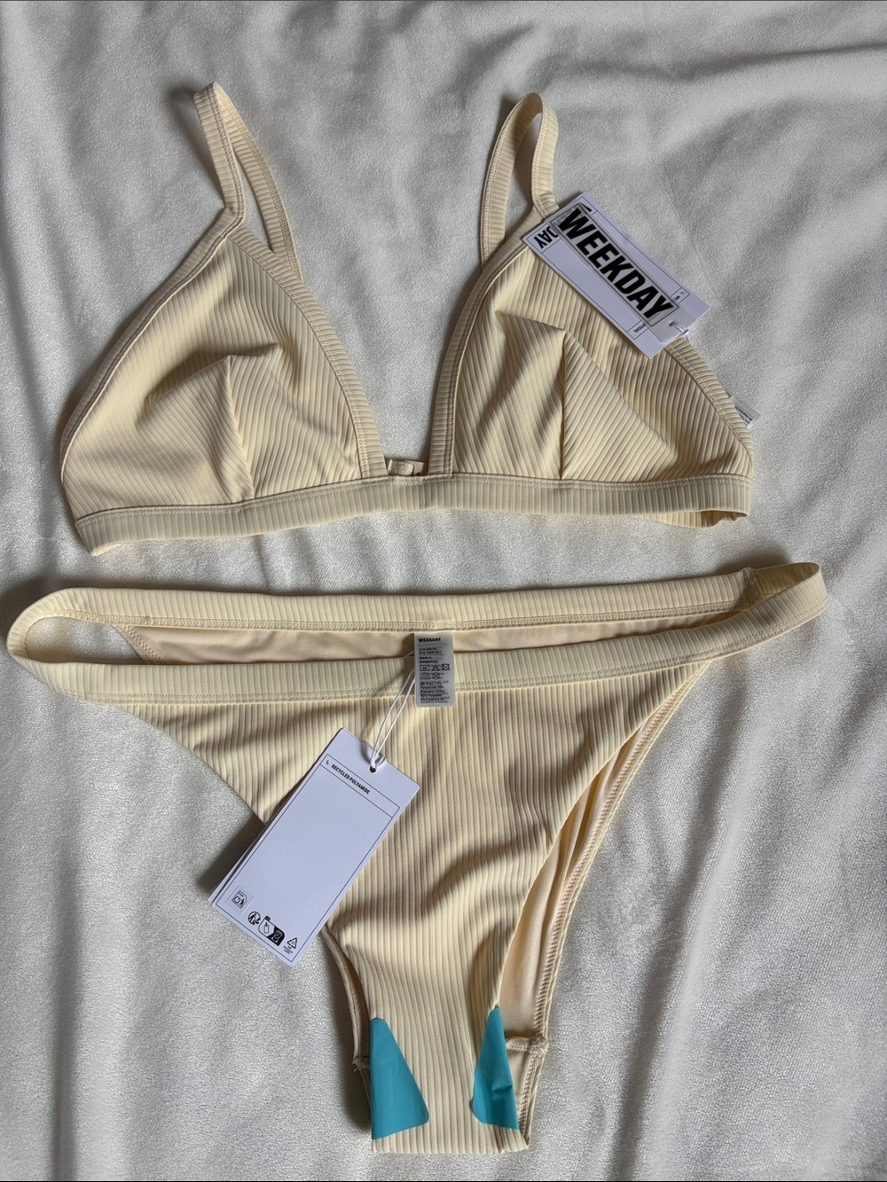 $15💅 WEEKDAY Light Yello Ribbed Triangle Bikini Set